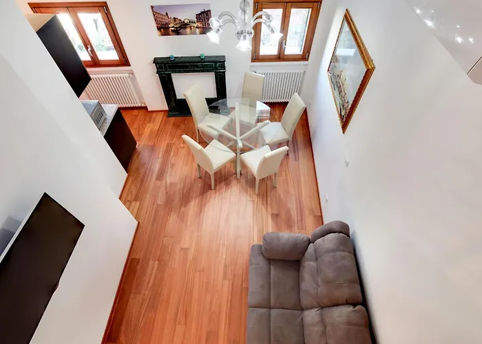 Apartman The Countess By Interhome Velence